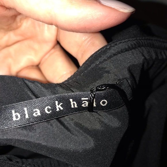 One shoulder Black Halo little black dress - Picture 4 of 7